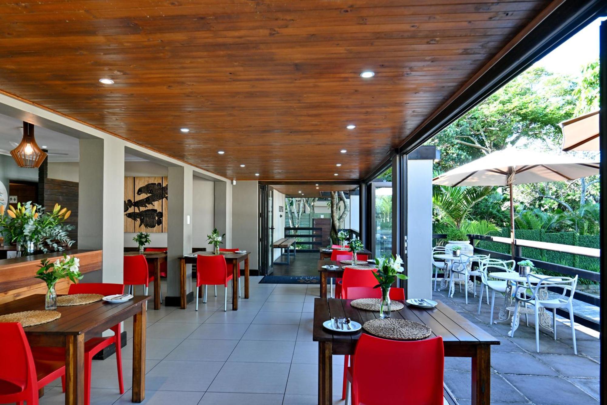 La Perle Hotel Ballito Bagian luar foto