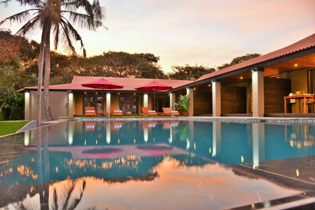 La Perle Hotel Ballito Bagian luar foto